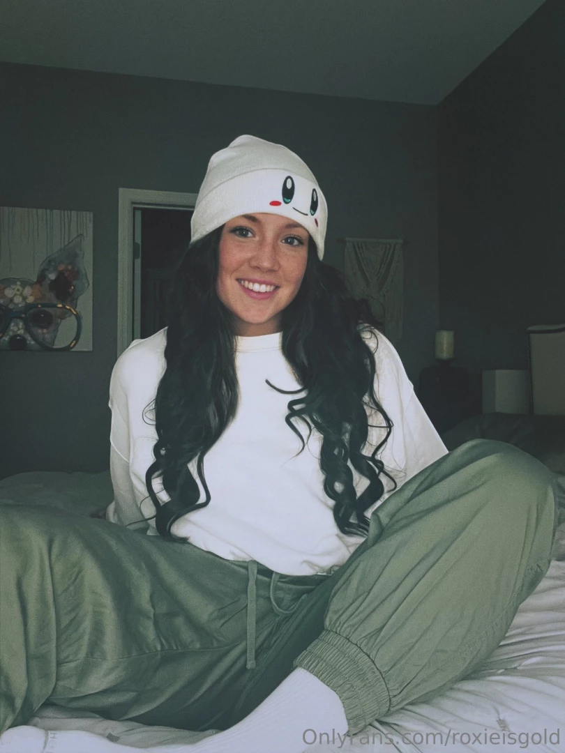 Roxieisgold1 part 20 