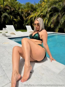 Waiting for you to join my vip thatboostedchick while its nearly free