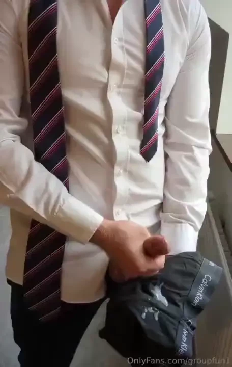 Office days always make me hard plenty of hot guys around do you like part 1 