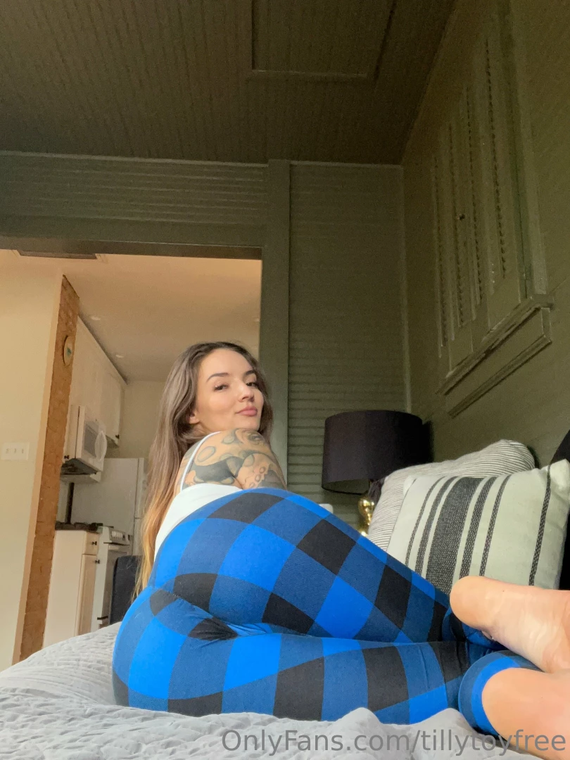 I just felt pretty today how do i look 