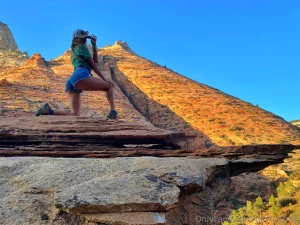 Flipping through old roadtrip pictures and thinking i need to take part 1