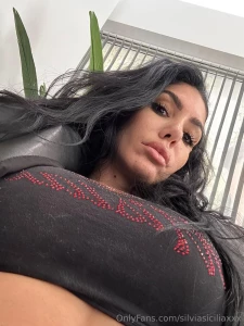 Anyone active to chat