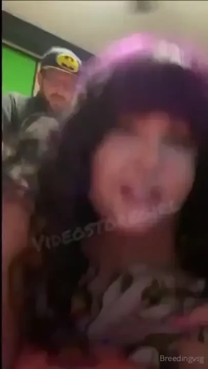 Quickie before work look at how well my ass bounces against him 