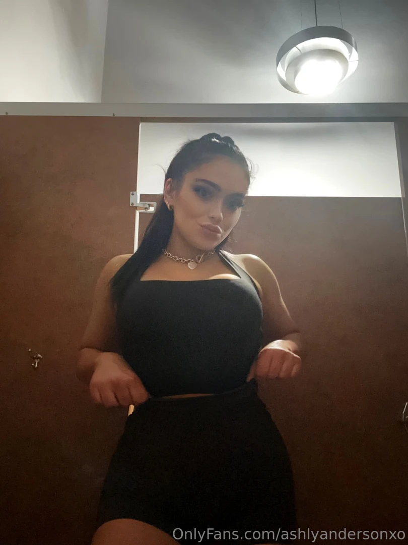 Dm me brand new to be one of the first to see my spicy new set this 