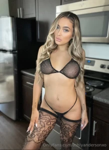 I ve been horny all morning think you can finish me off