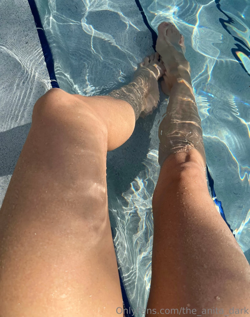 Happy monday guys how was your weekend enjoy my pool video 