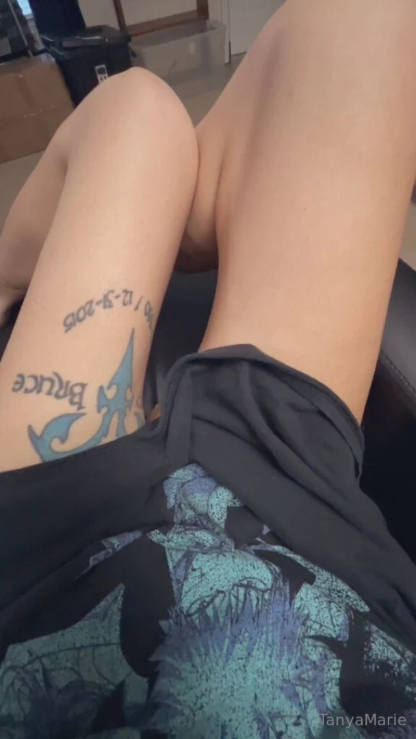 Wanna be between my thighs 