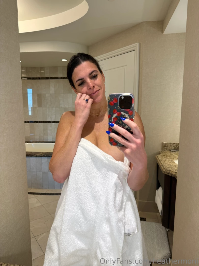 A new bath set was sent to inboxes for the fun day 