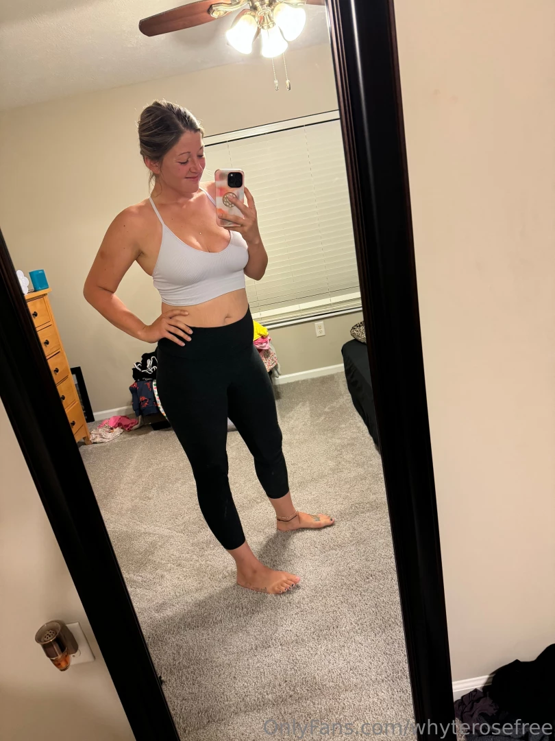 Working out and staying consistent this time can t wait to show you my 