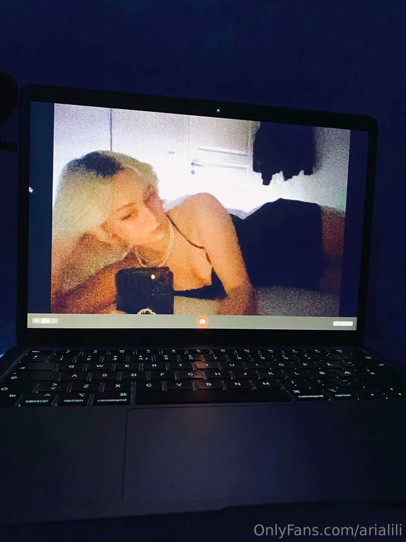 You like what you see you wanna video me 