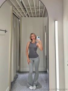 Ready to be a gym hottie in this new fit