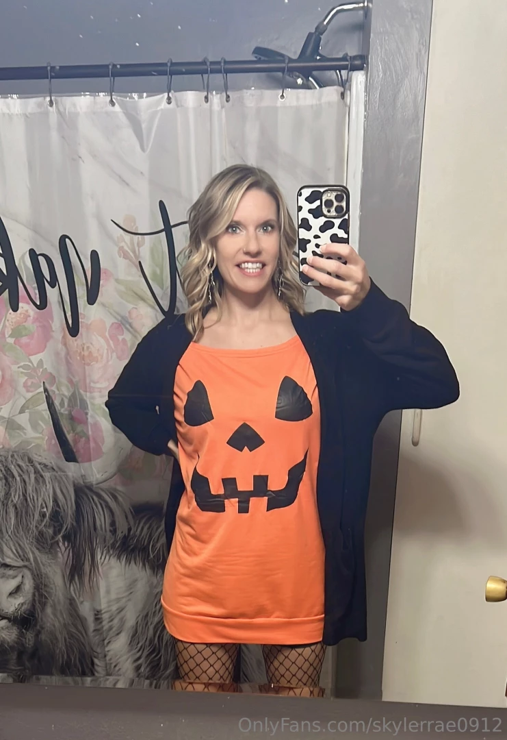 Happy halloween part 895 