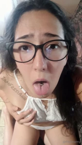 Sloppy or careful blowjob