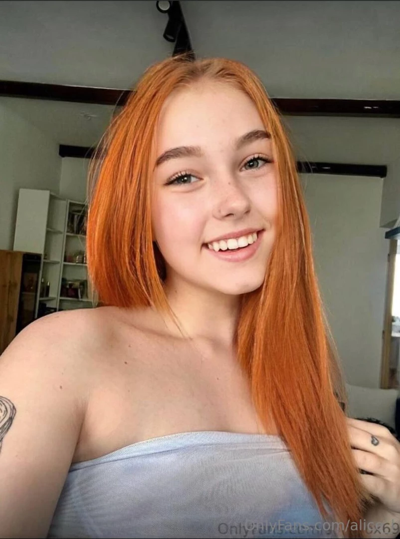 My redhead hot girlfriend xlilirose loves to show off her pussy she part 37 