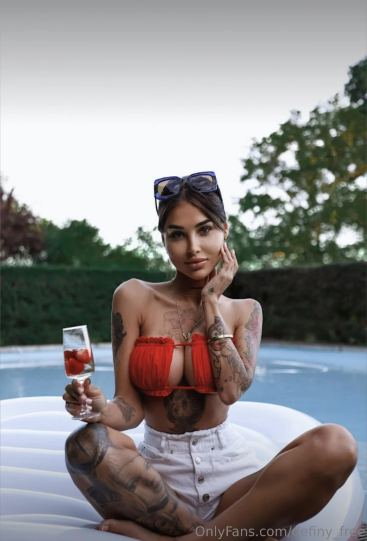 Would you like to try some of this champagne with me 