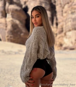 Want to hold that tight ass