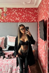 To make you want to change my underwear text me in dm