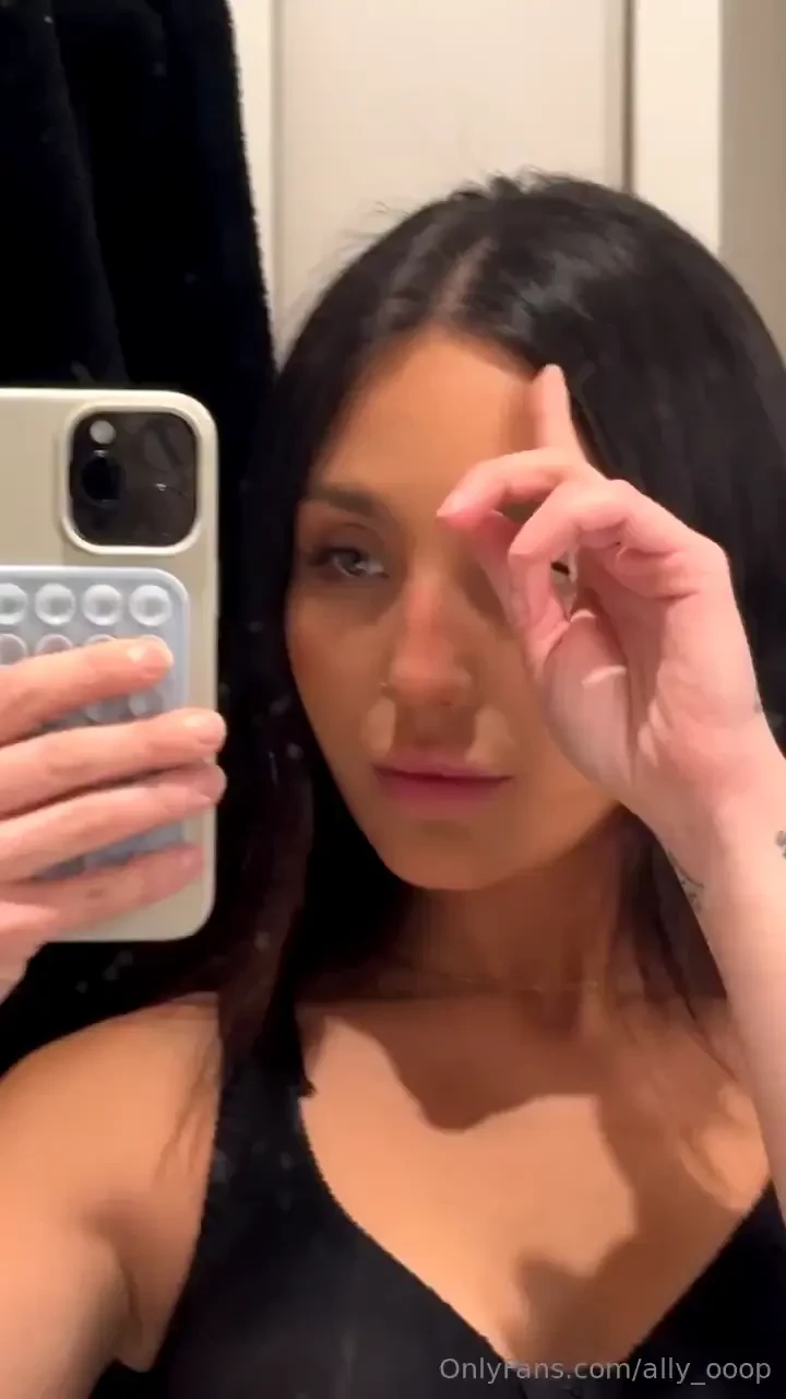 Goodnight or goodmorning defffffinitely goodnight for me the natural 