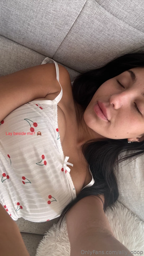 I sleep like a queen but dreams are filled with naughty secrets 