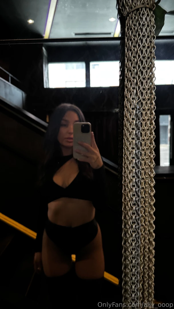 Dm me its rainyy outt 