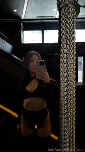 Dm me its rainyy outt