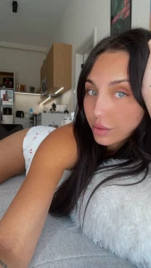 I know exactly how to turn you on wanna know how dm me