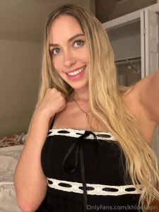 Happy friday i m feeling extra frisky today