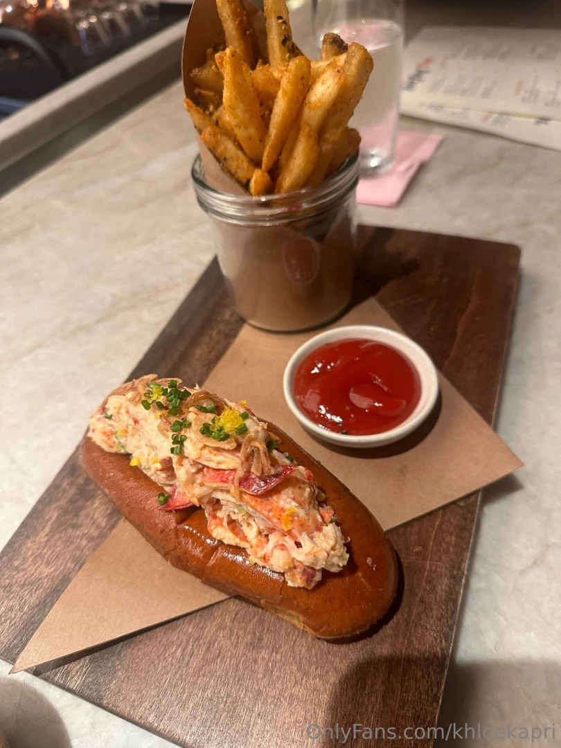 Ive been eating good on this trip ngl part 3 