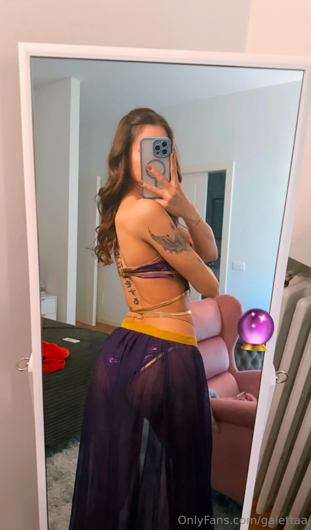 Guess who s feeling like your personal fantasy today 
