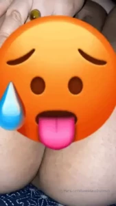 Massage my hole tip this post and i ll send you a special gift gif