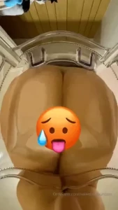 Lemme have a seat tip this post and i ll send you a special gift gif