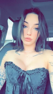 Merry christmas eve babe what do you think about the new top