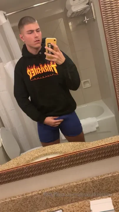Straight boy vibes today 