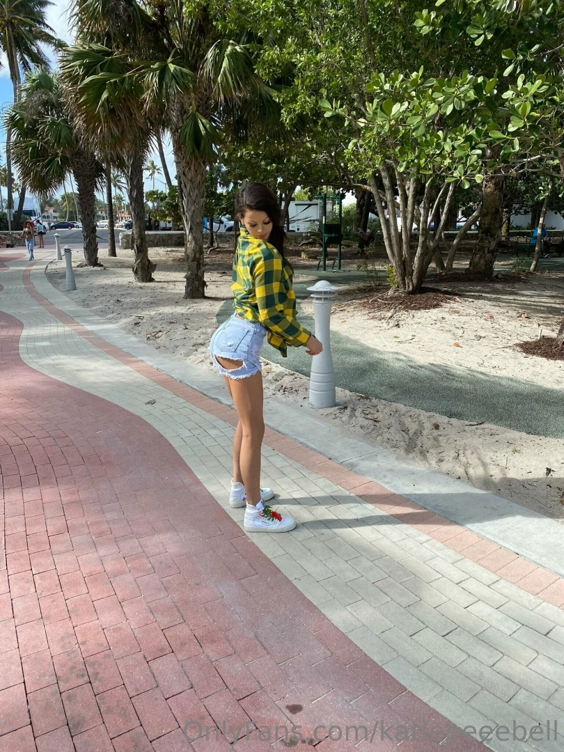 Let s take a walk lt 33 