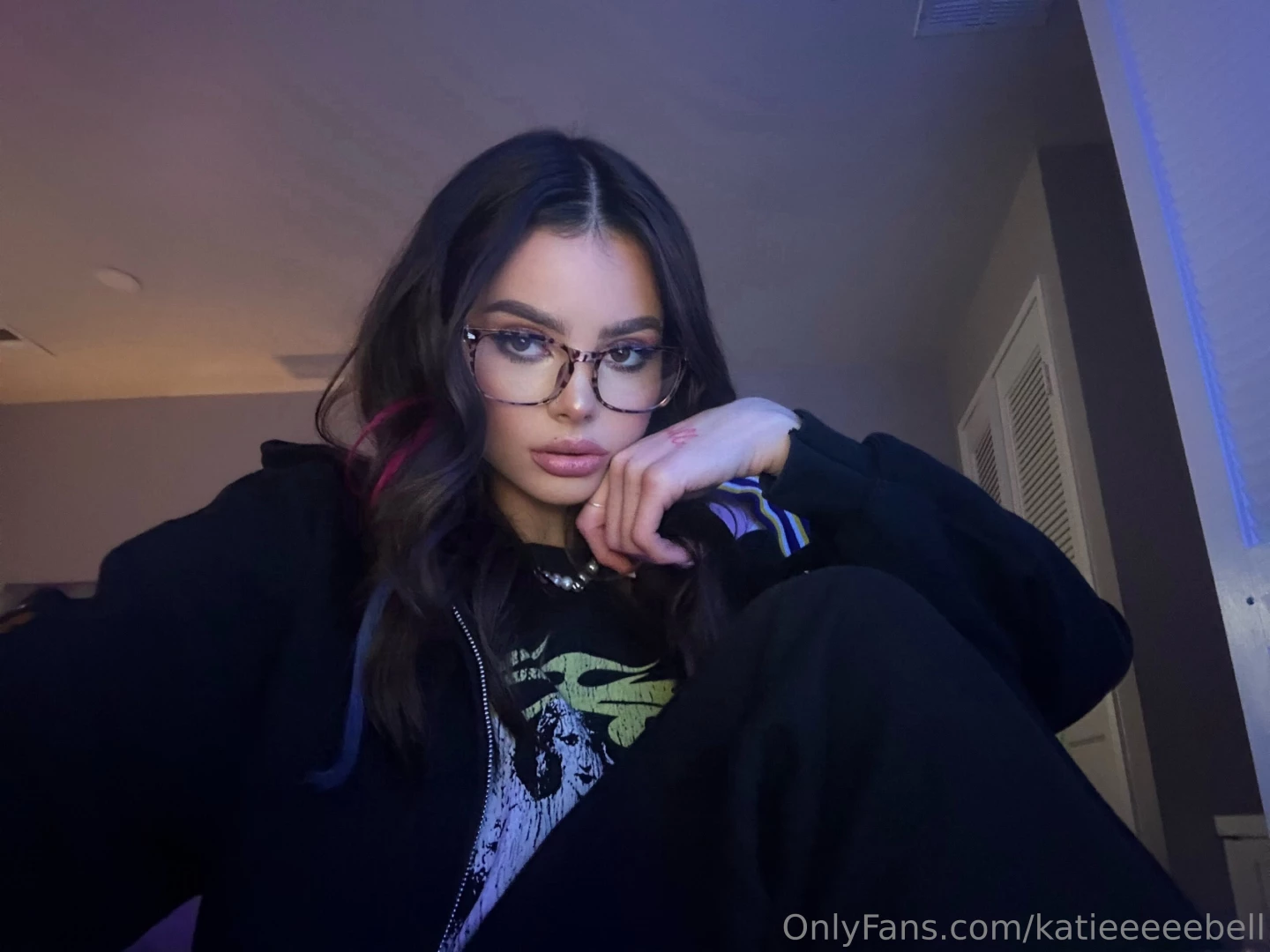 One of my favorite pics for some reason lolol 