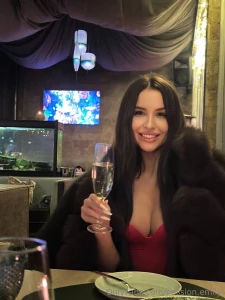 How your friday night mood after taking a great dinner i am ready to