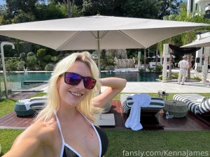 285386320358944768 part 4