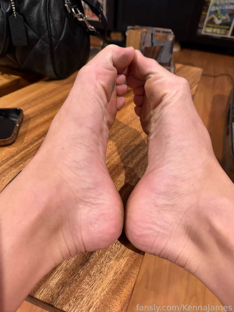 Just me and my pretty feet part 2 