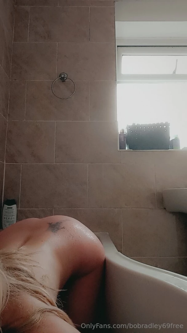 There s still a lil discount going https onlyfans com bobradley69hot 