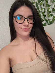2 clipuri cadou la abonare pe premium tannyia https onlyfans com