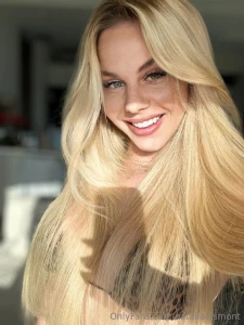 A little tease just enough to leave you wanting more