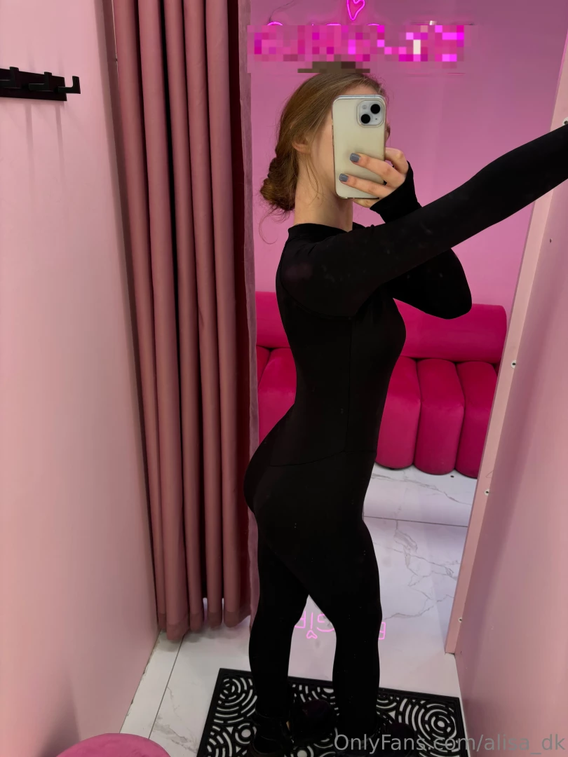 Today i went shopping and found a very good store for girls there are part 1 