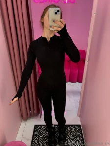 Today i went shopping and found a very good store for girls there are