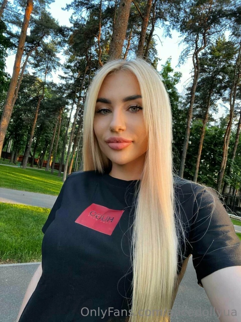 There are so many moments in life that pass us by if we don t slow 