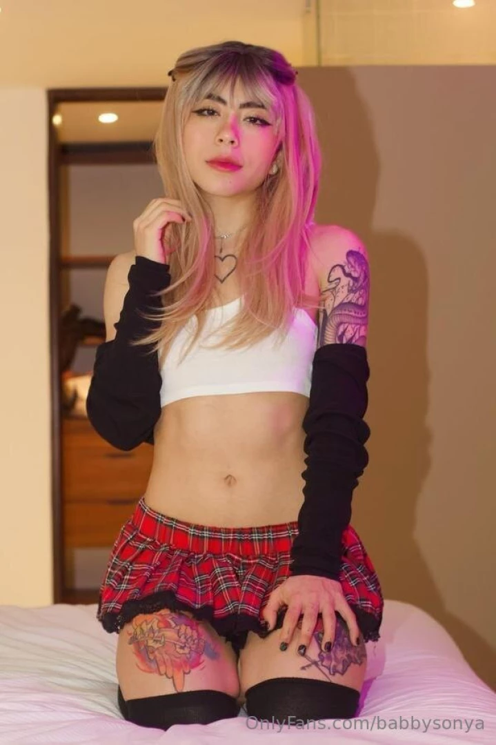 If i notice that your gaze is looking below my eye level your ass will part 2 