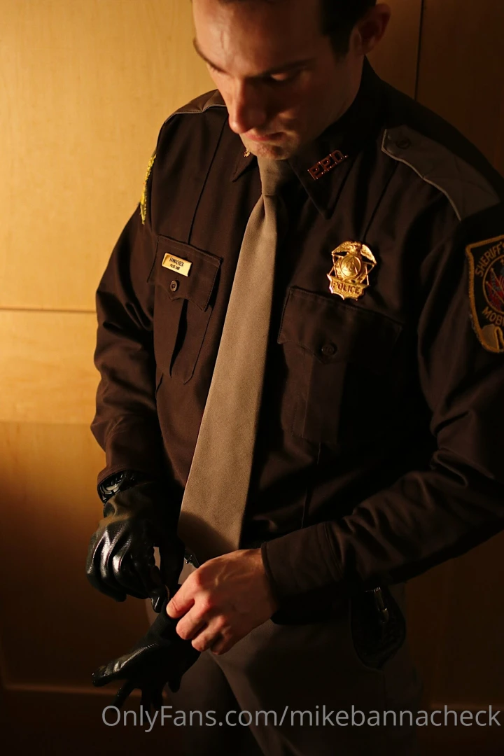 Sherriff uniform part 16 