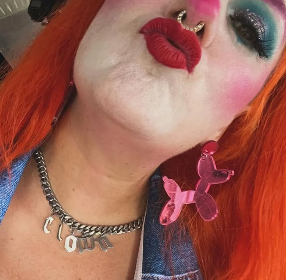 Things have been getting wild around here lately so many new clowns 