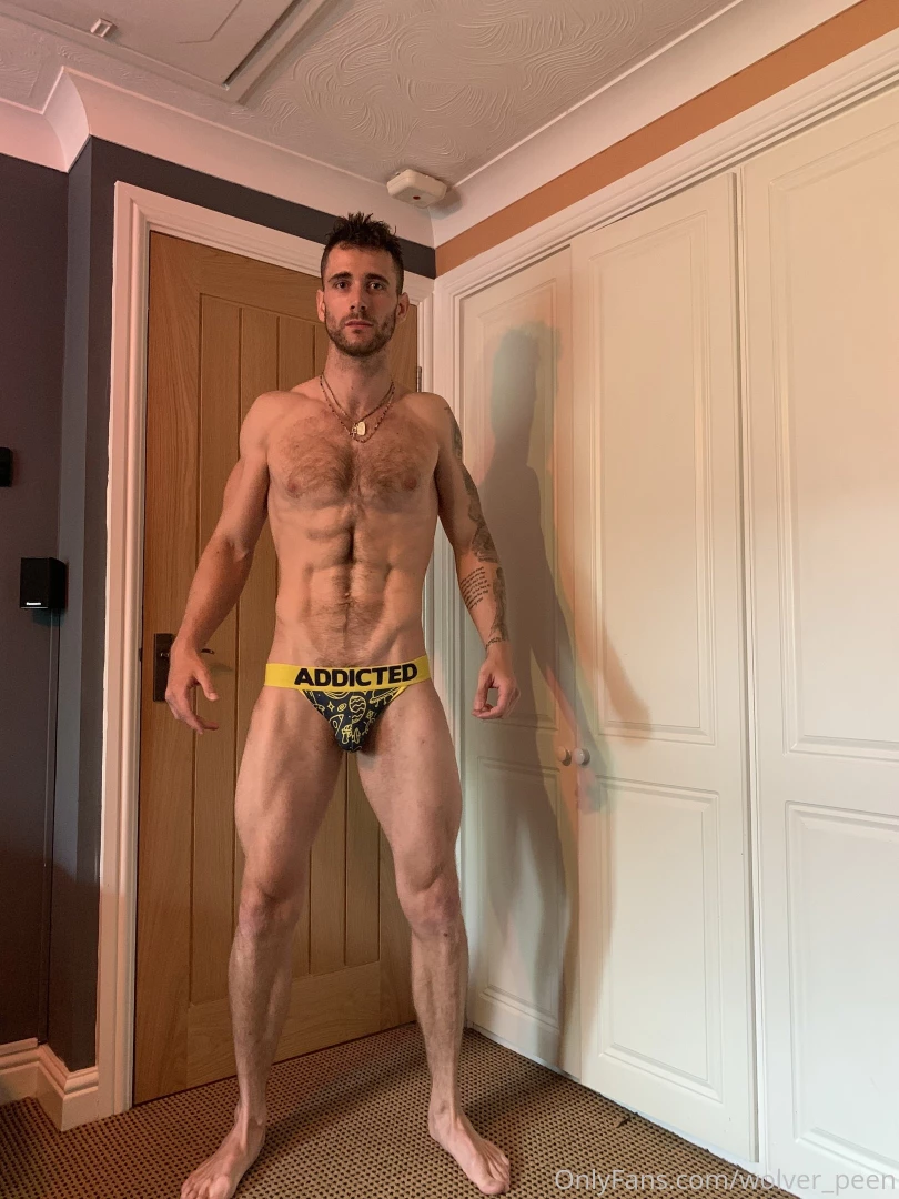 wolver-peen - I love wearing jock straps and playing with myself while in them 