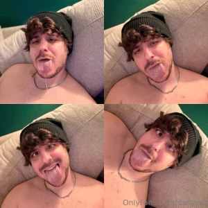 Is this shit hot cringe or both i really don t care i just want to