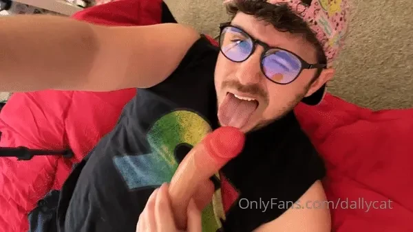 In need of a good dick slapping tonight 